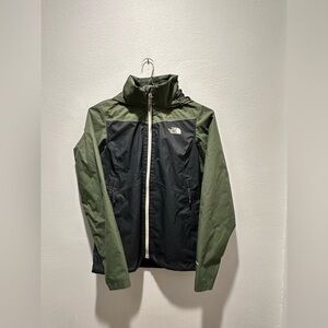 The North Face Resolve Plus‎ Jacket Women’s S Waterproof Windbreaker